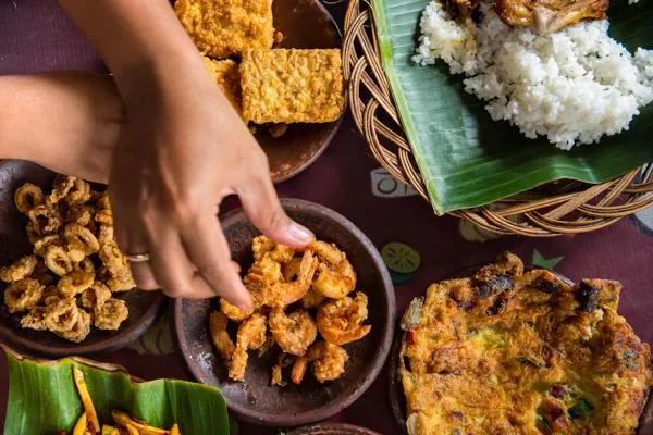 Rahasia Rasa Gajah Mungkur: Warung Makan yang Menyatu dengan Cilacap